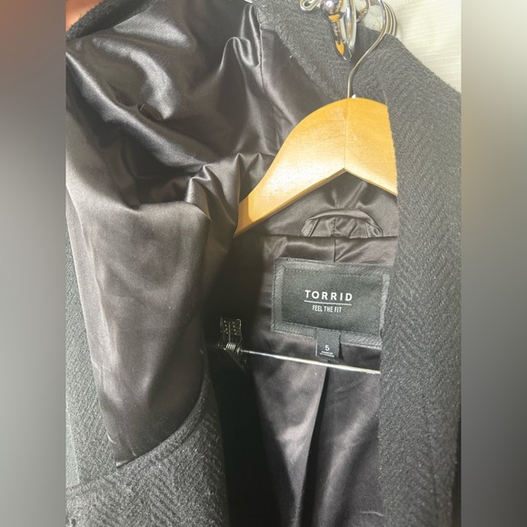 Torrid 5X Black Hooded PeaCoat - Picture 5 of 10